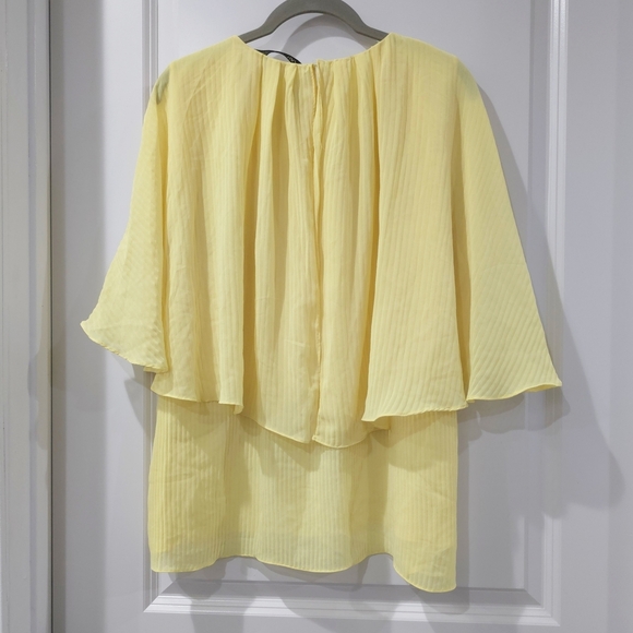 Zara Butter Yellow Accordian Pleated Cape Lightweigh Blouse, Semi Sheer, Size L - Picture 9 of 14